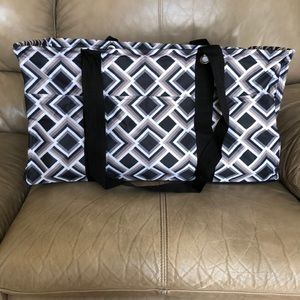 thirty one deluxe utility tote
